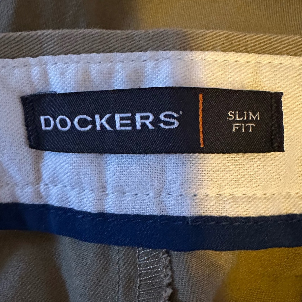 Pants - Picture 2 of 3